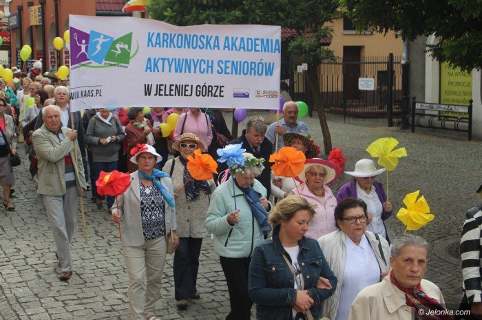 klucz-do-miasta-w-rekach-seniorow-foto-65219
