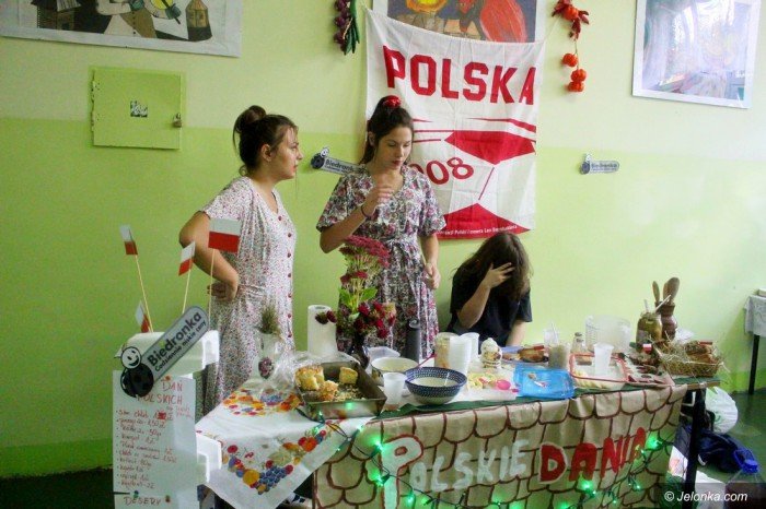 jezykowe-i-kulinarne-podroze-uczniow-jedynki-foto-65269