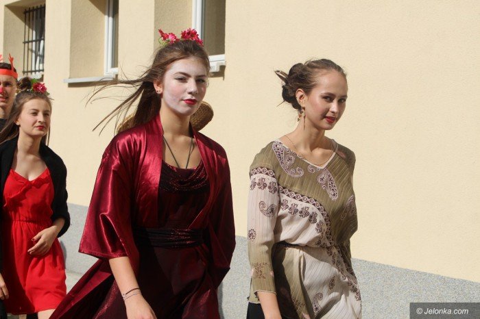 jezykowe-i-kulinarne-podroze-uczniow-jedynki-foto-65269