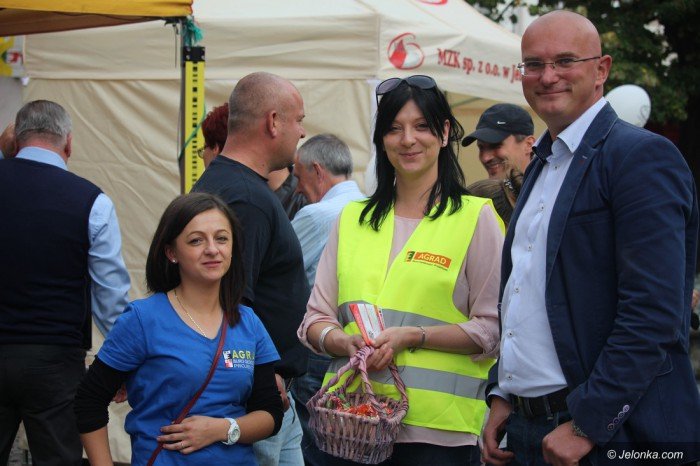wodnik-i-partnerzy-na-placu-ratuszowym-foto-65283