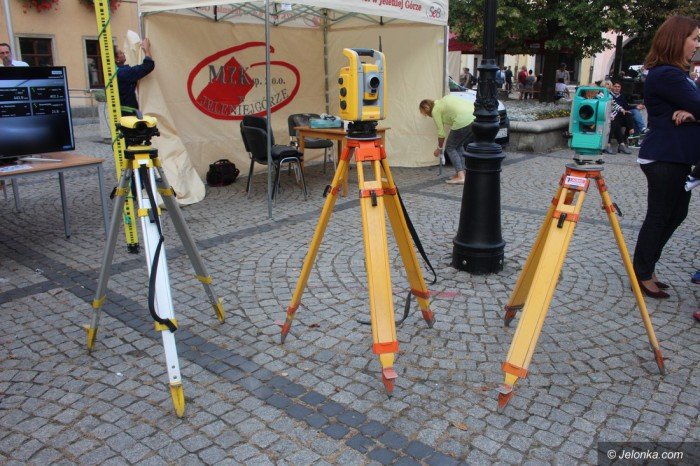 wodnik-i-partnerzy-na-placu-ratuszowym-foto-65283