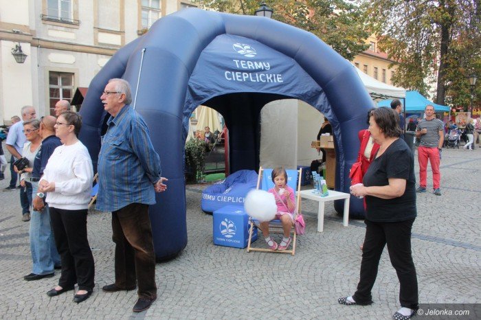 wodnik-i-partnerzy-na-placu-ratuszowym-foto-65283