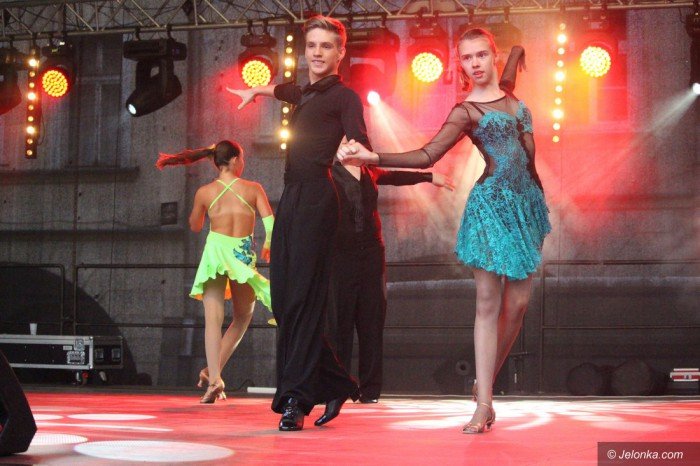 wodnik-i-partnerzy-na-placu-ratuszowym-foto-65283