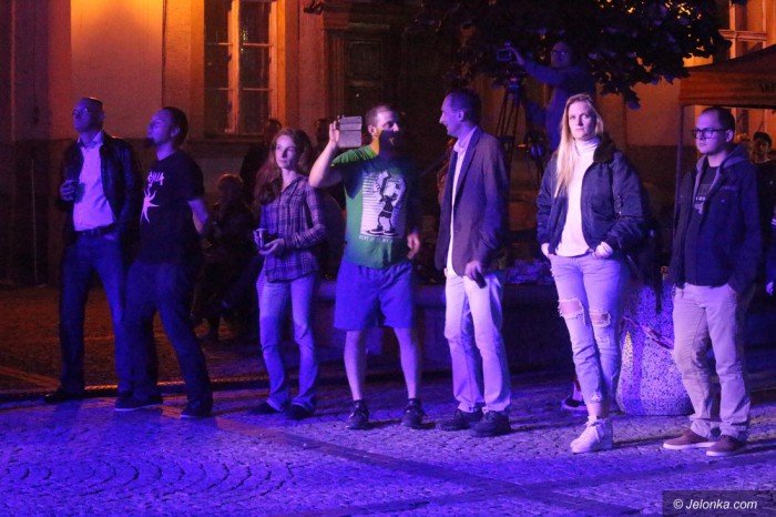 wodnik-i-partnerzy-na-placu-ratuszowym-foto-65283