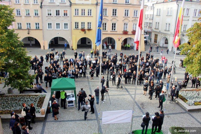 kobiety-mowia-stanowcze-nie-zakazowi-aborcji-foto-65298