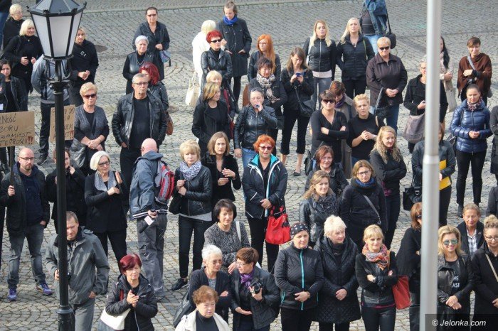kobiety-mowia-stanowcze-nie-zakazowi-aborcji-foto-65298