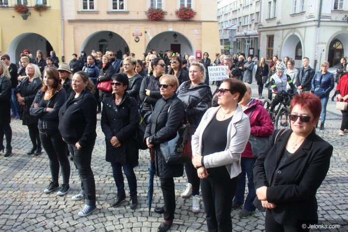 kobiety-mowia-stanowcze-nie-zakazowi-aborcji-foto-65298