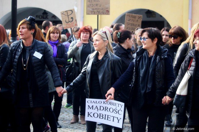 kobiety-mowia-stanowcze-nie-zakazowi-aborcji-foto-65298