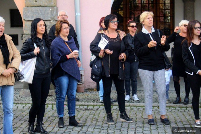 kobiety-mowia-stanowcze-nie-zakazowi-aborcji-foto-65298