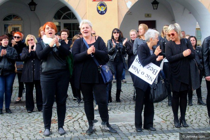 kobiety-mowia-stanowcze-nie-zakazowi-aborcji-foto-65298