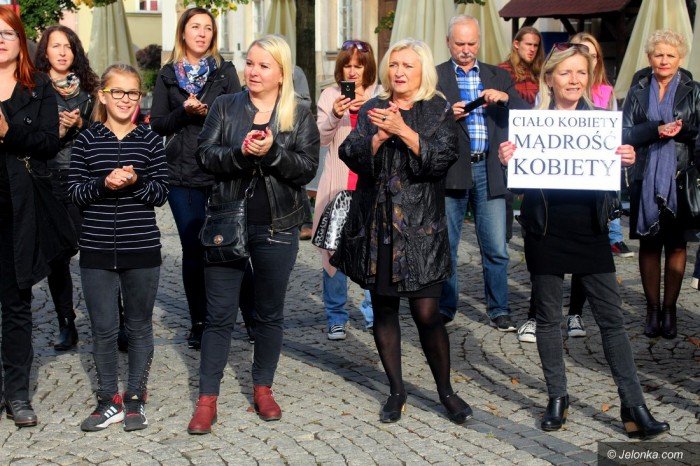 kobiety-mowia-stanowcze-nie-zakazowi-aborcji-foto-65298