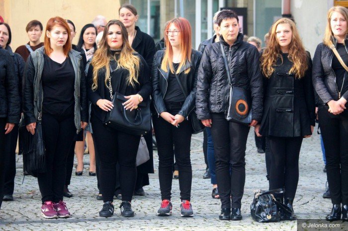 kobiety-mowia-stanowcze-nie-zakazowi-aborcji-foto-65298