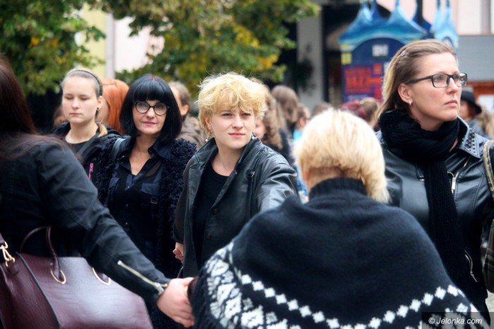 krotkie-spiecia-na-demonstracji-ws-aborcji-foto-65320