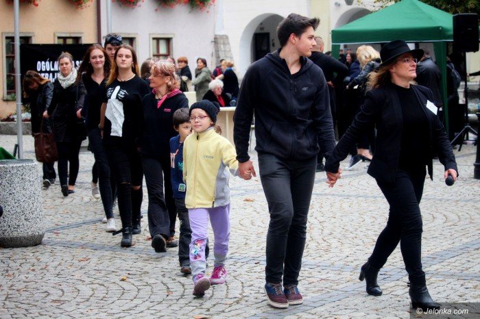 krotkie-spiecia-na-demonstracji-ws-aborcji-foto-65320
