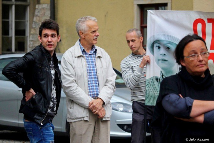 krotkie-spiecia-na-demonstracji-ws-aborcji-foto-65320