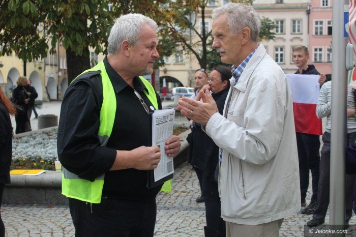 krotkie-spiecia-na-demonstracji-ws-aborcji-foto-65320