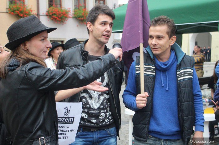 krotkie-spiecia-na-demonstracji-ws-aborcji-foto-65320