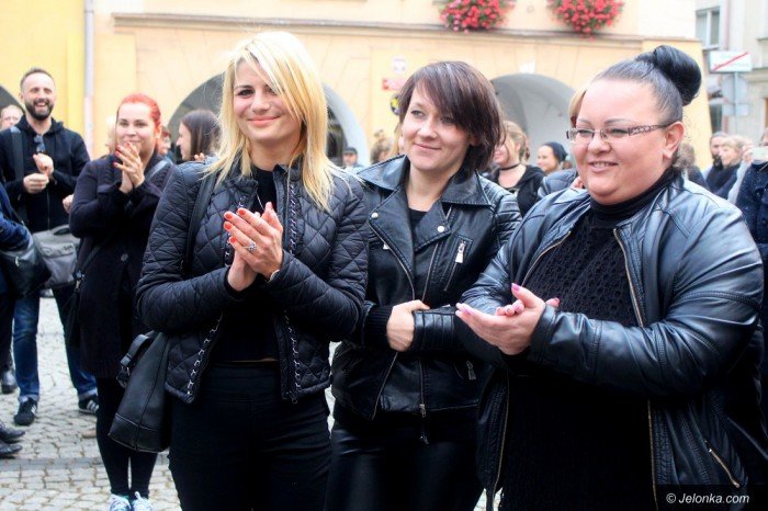 krotkie-spiecia-na-demonstracji-ws-aborcji-foto-65320