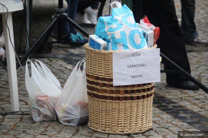 krotkie-spiecia-na-demonstracji-ws-aborcji-foto-65320