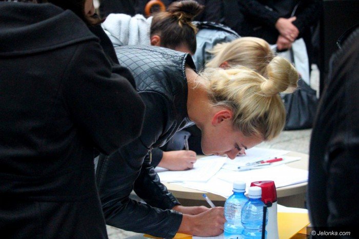 krotkie-spiecia-na-demonstracji-ws-aborcji-foto-65320