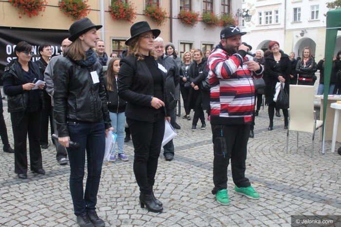krotkie-spiecia-na-demonstracji-ws-aborcji-foto-65320