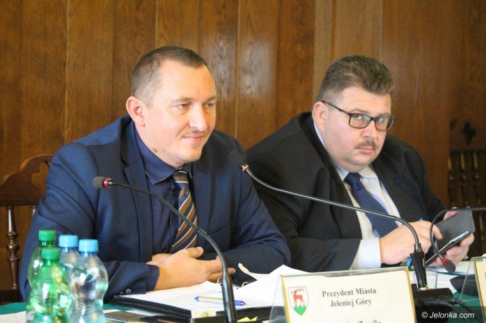 na-sesji-o-podatkach-i-wodniku-foto-65342