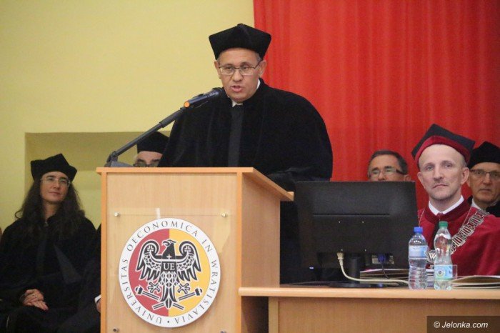 oficjalnie-uniwersytet-ekonomiczny-wystartowa-foto-65352