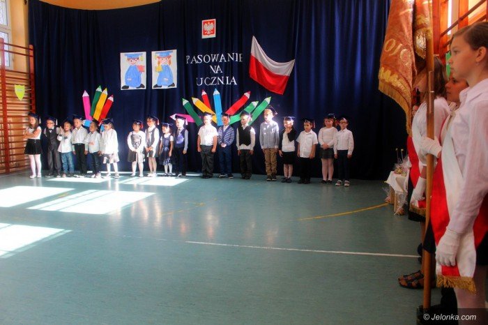pasowanie-pierwszoklasistow-w-sp-7-foto-65388