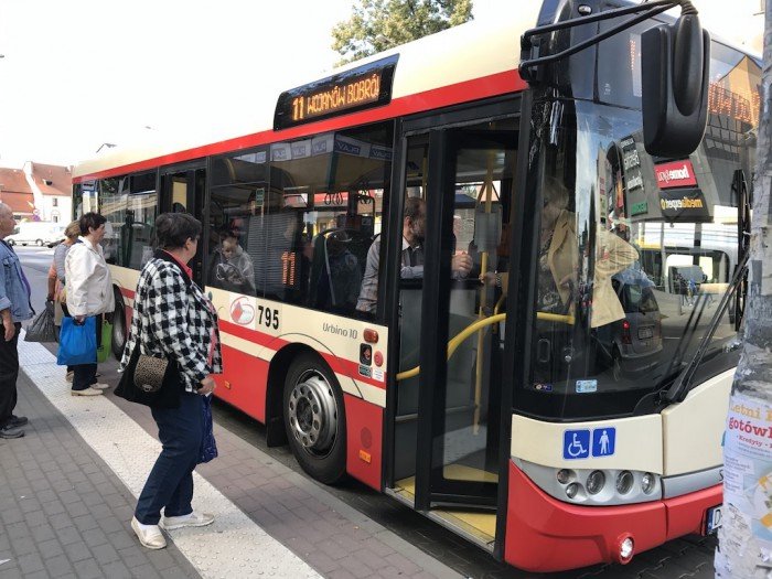dziaania-prewencyjne-policji-w-autobusach-mzk-foto-65418