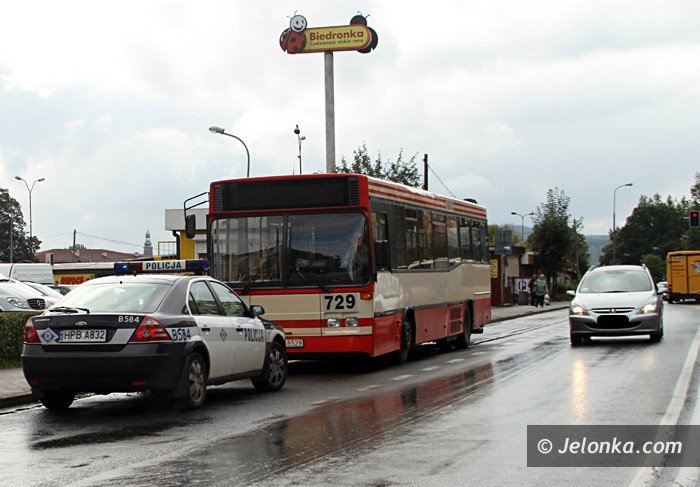 zajecha-droge-autobusowi-do-szpitala-trafia-75latka-foto-65419