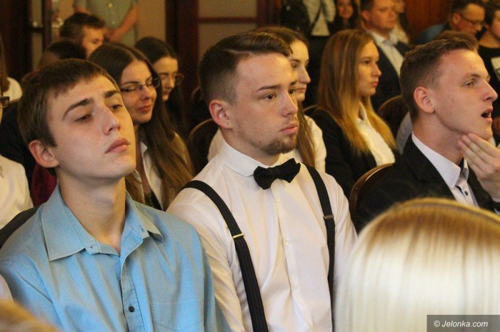 studenci-karkonoskiej-po-inauguracji-foto-65428