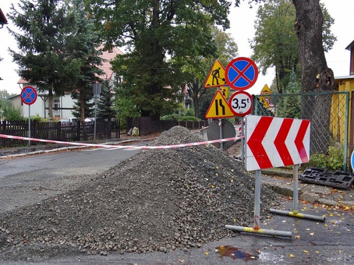 ruszy-remont-chodnika-kiedy-budowa-kortu-foto-65468