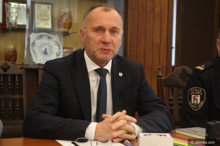 odblaski-dla-pieszych-i-bezpieczenstwo-na-cmentarzach-foto-65479