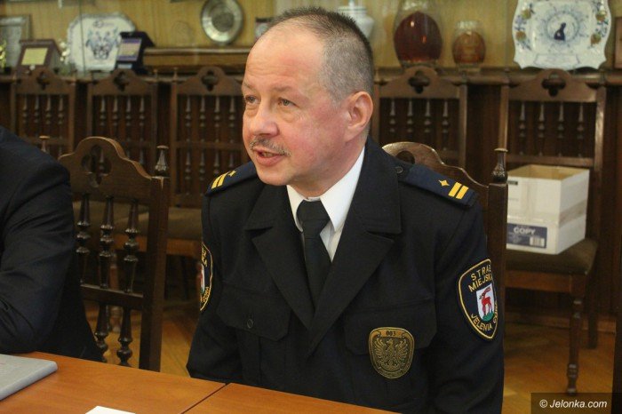 odblaski-dla-pieszych-i-bezpieczenstwo-na-cmentarzach-foto-65479