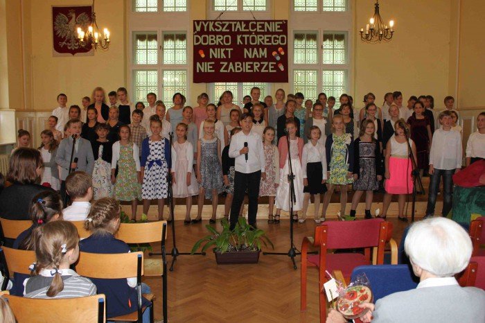 zyczenia-piosenki-i-wiersze-dla-nauczycieli-w-sp-2-foto-65482