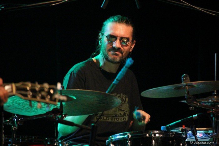 sebastian-riedel-z-zespoem-porwa-publicznosc-foto-65513