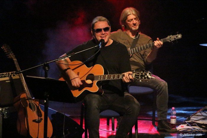 sebastian-riedel-z-zespoem-porwa-publicznosc-foto-65513
