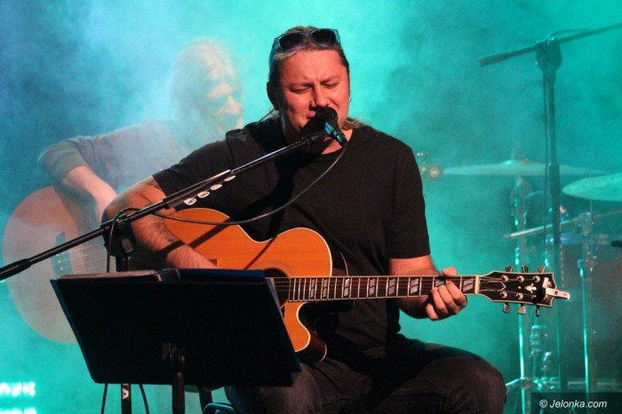 sebastian-riedel-z-zespoem-porwa-publicznosc-foto-65513