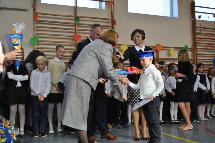 zaskakujaca-premiera-trzynastki-foto-65559