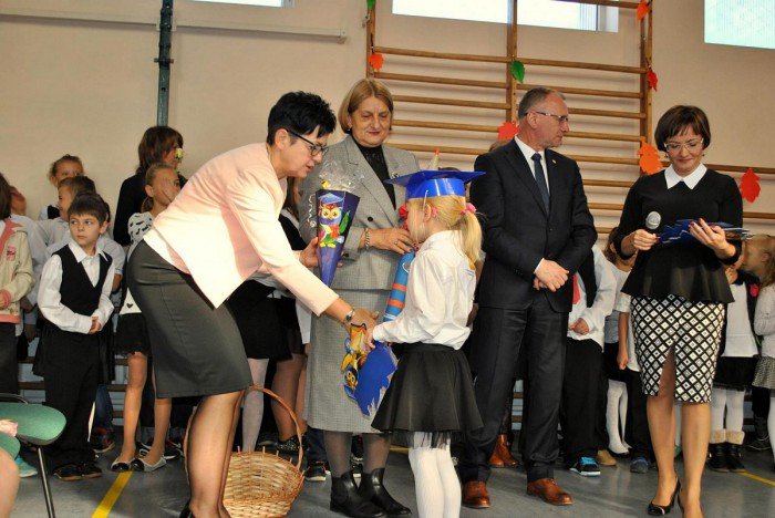 zaskakujaca-premiera-trzynastki-foto-65559