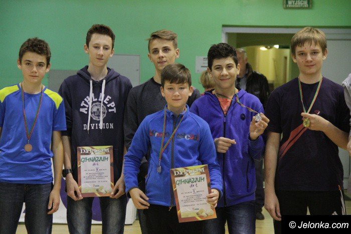 szkolny-turniej-badmintona-wczoraj-grali-gimnazjalisci-foto-65577