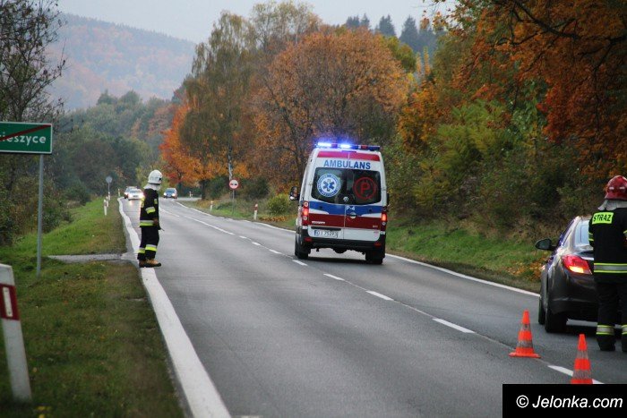 pijana-kobieta-wjechaa-do-rowu-na-krajowej-trojce-foto-65625