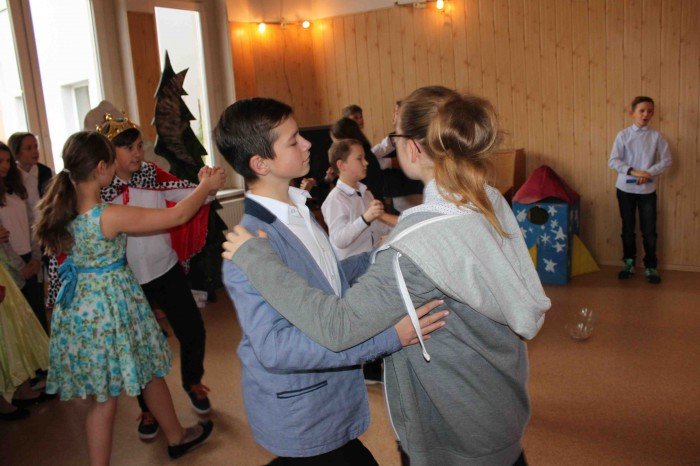 maska-poza-szkoa-foto-65628
