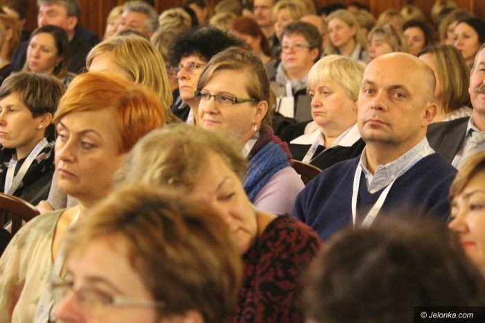konferencja-o-zmianach-i-mozliwosciach-w-oswiacie-foto-65649