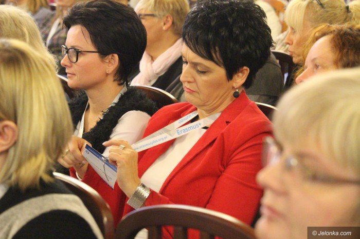 konferencja-o-zmianach-i-mozliwosciach-w-oswiacie-foto-65649