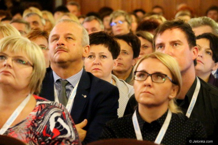 konferencja-o-zmianach-i-mozliwosciach-w-oswiacie-foto-65649