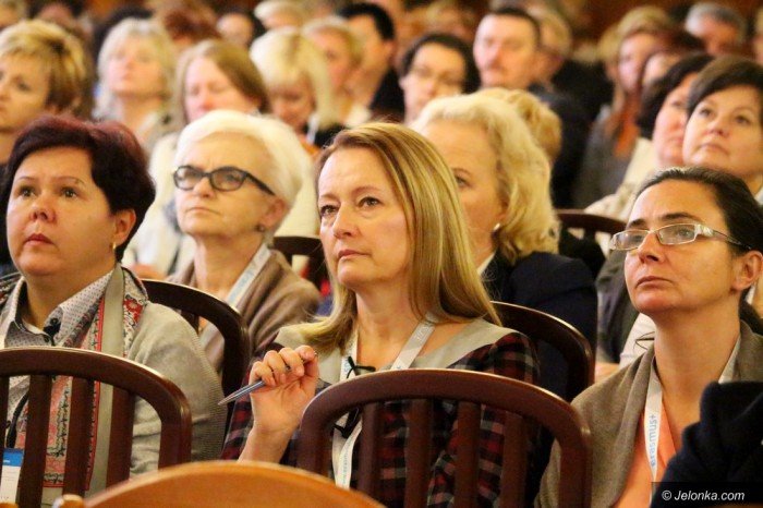 konferencja-o-zmianach-i-mozliwosciach-w-oswiacie-foto-65649