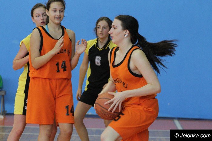 turniej-koszykowki-dla-gimnazjalistow-foto-65663