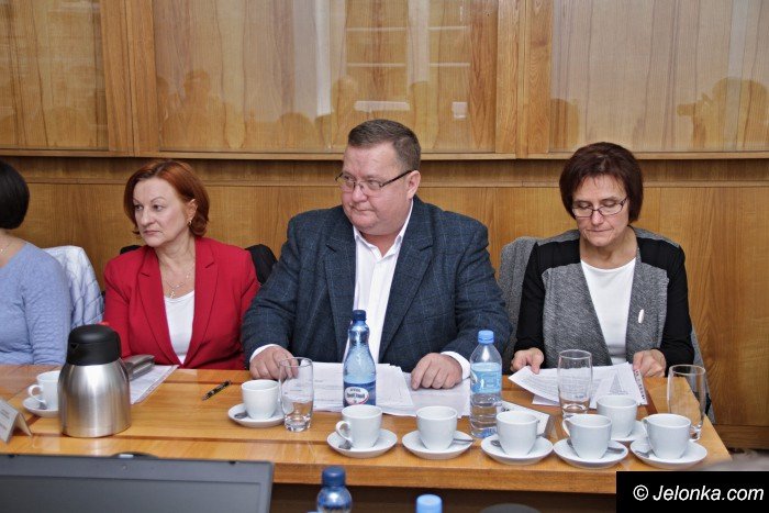 sesja-w-powiecie-kowary-przejey-liceum-foto-65697