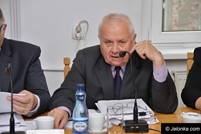 sesja-w-powiecie-kowary-przejey-liceum-foto-65697